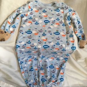 Little Wonders baby sleep sack. Elastic bottom.